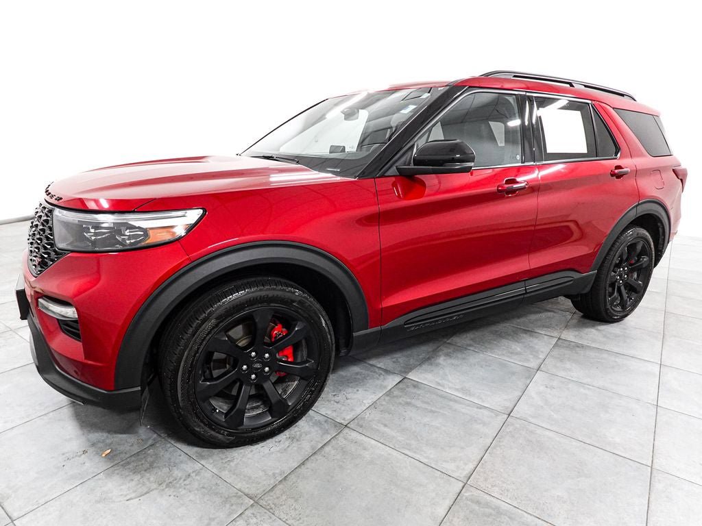 Certified 2024 Ford Explorer ST w/ Equipment Group 401A AWD/4WD image 3