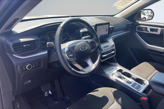 Certified 2024 Ford Explorer XLT RWD image 14