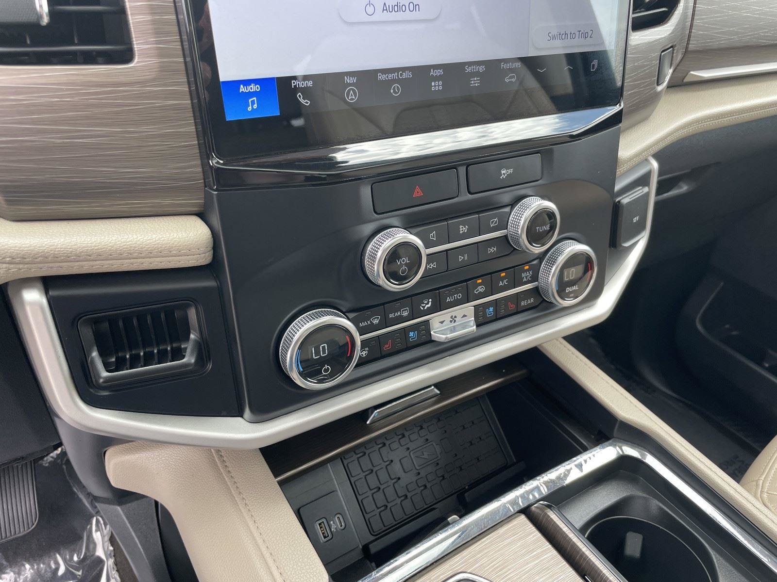Certified 2023 Ford Expedition Limited RWD image 19