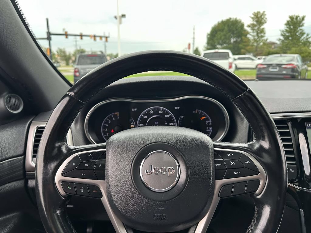 Used 2020 Jeep Grand Cherokee Altitude AWD/4WD image 17