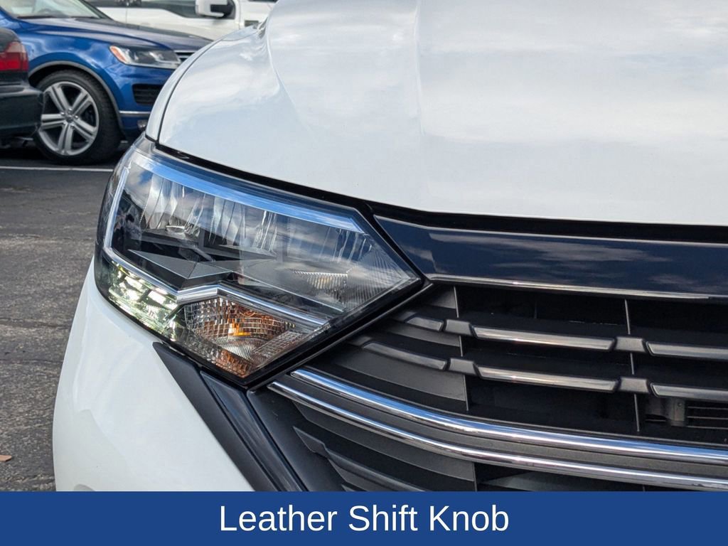 Used 2024 Volkswagen Jetta Sport image 11