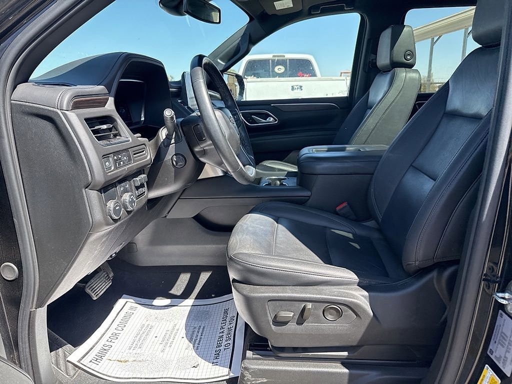 Used 2024 Chevrolet Tahoe LT w/ LT Signature Package image 9