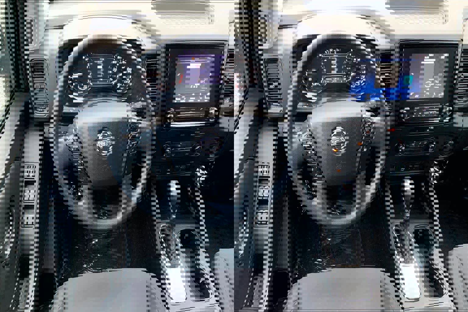 Used 2022 Nissan Frontier S w/ Technology Package image 6