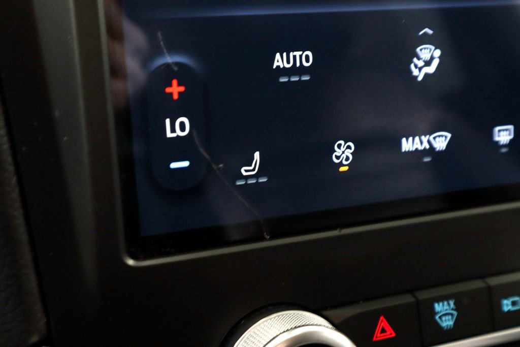 Certified 2024 Ford Edge SEL image 11