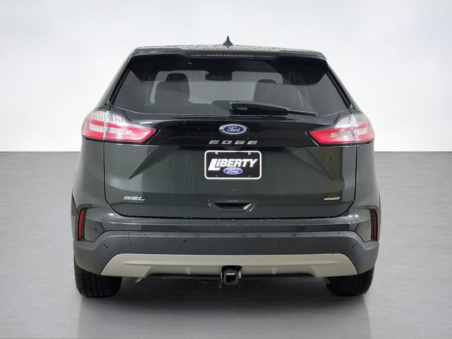 Certified 2024 Ford Edge SEL w/ Convenience Package AWD/4WD image 4