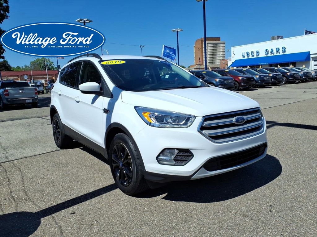 Certified 2019 Ford Escape SEL AWD/4WD image 3
