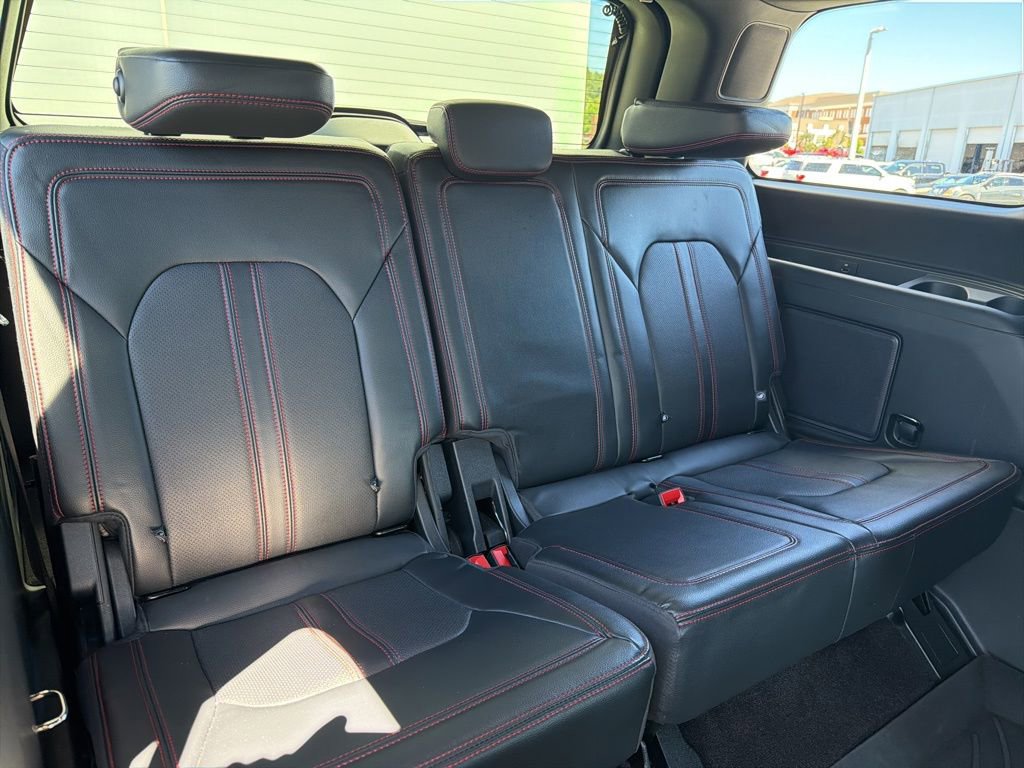 Certified 2023 Ford Expedition Limited AWD/4WD image 18