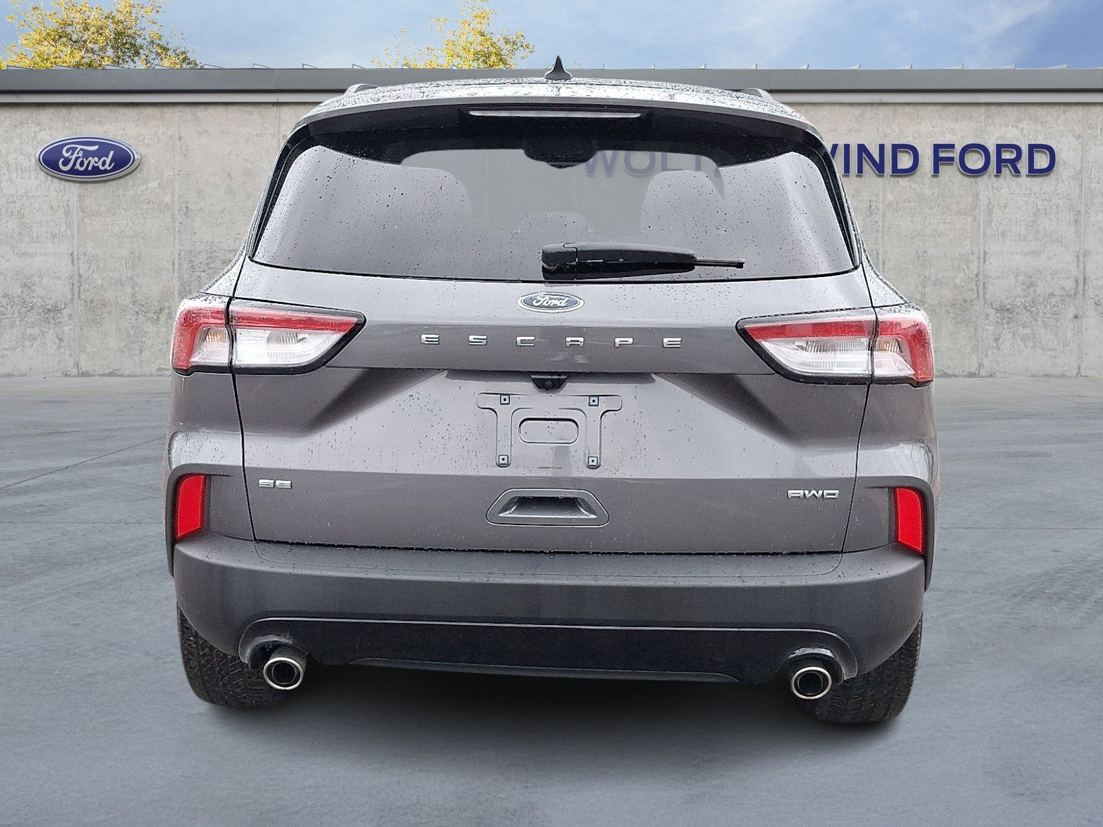 Certified 2022 Ford Escape SE w/ SE Sport Appearance Package AWD/4WD image 5