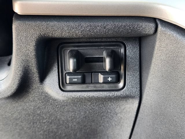 Certified 2025 Ford Expedition Active AWD/4WD image 27