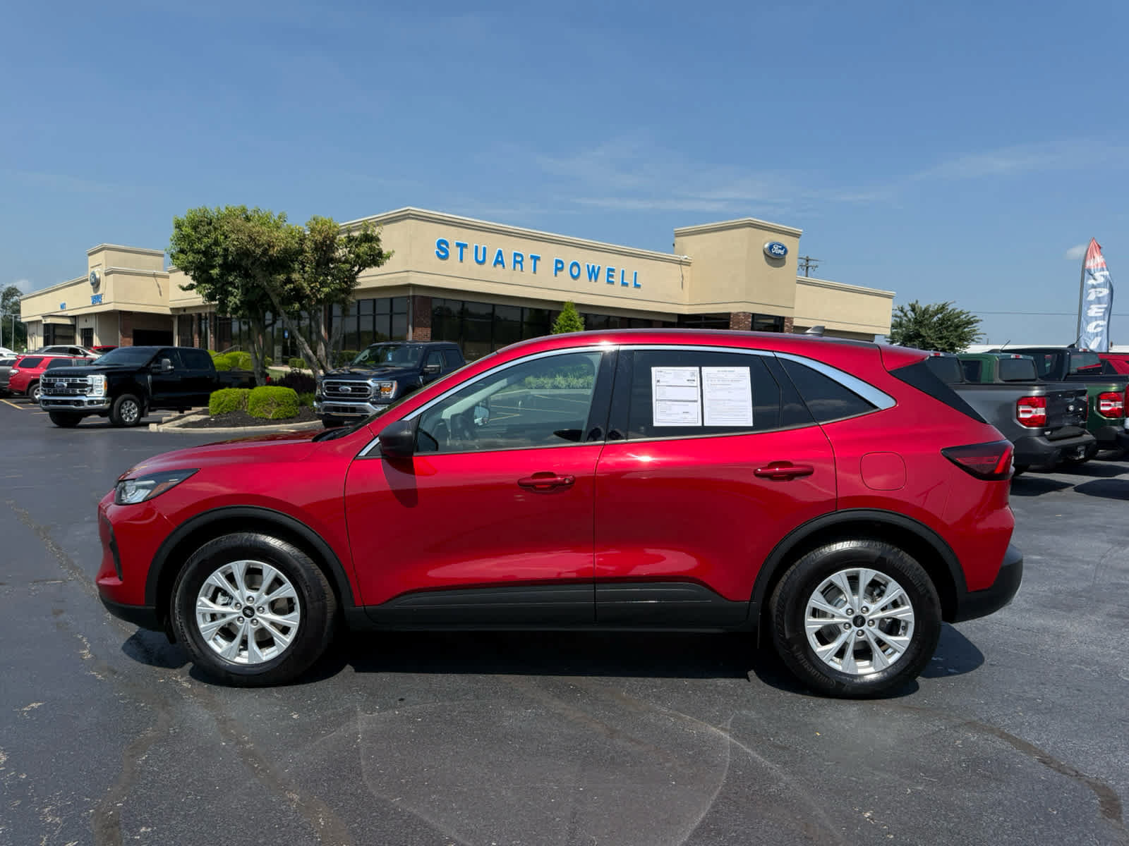 Certified 2023 Ford Escape Active AWD/4WD image 25