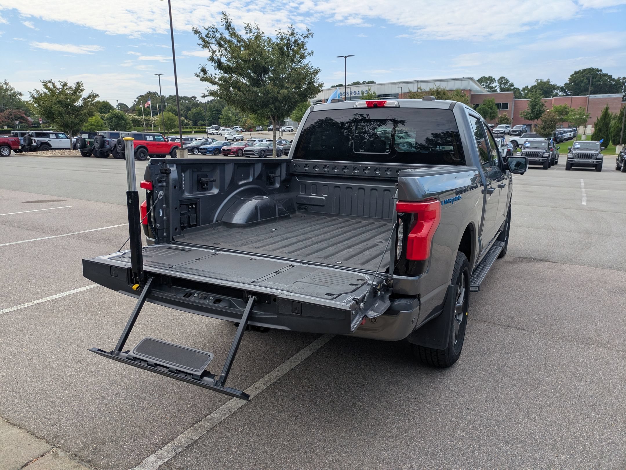 Certified 2023 Ford F150 Lightning Lariat w/ Equipment Group 511A High AWD/4WD image 39