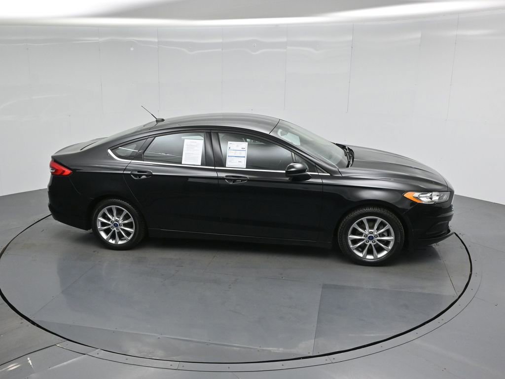 Certified 2017 Ford Fusion SE image 53