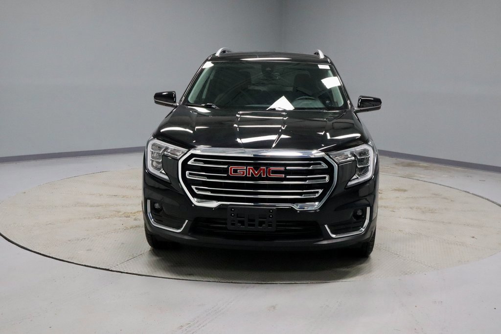 Used 2024 GMC Terrain SLT image 8