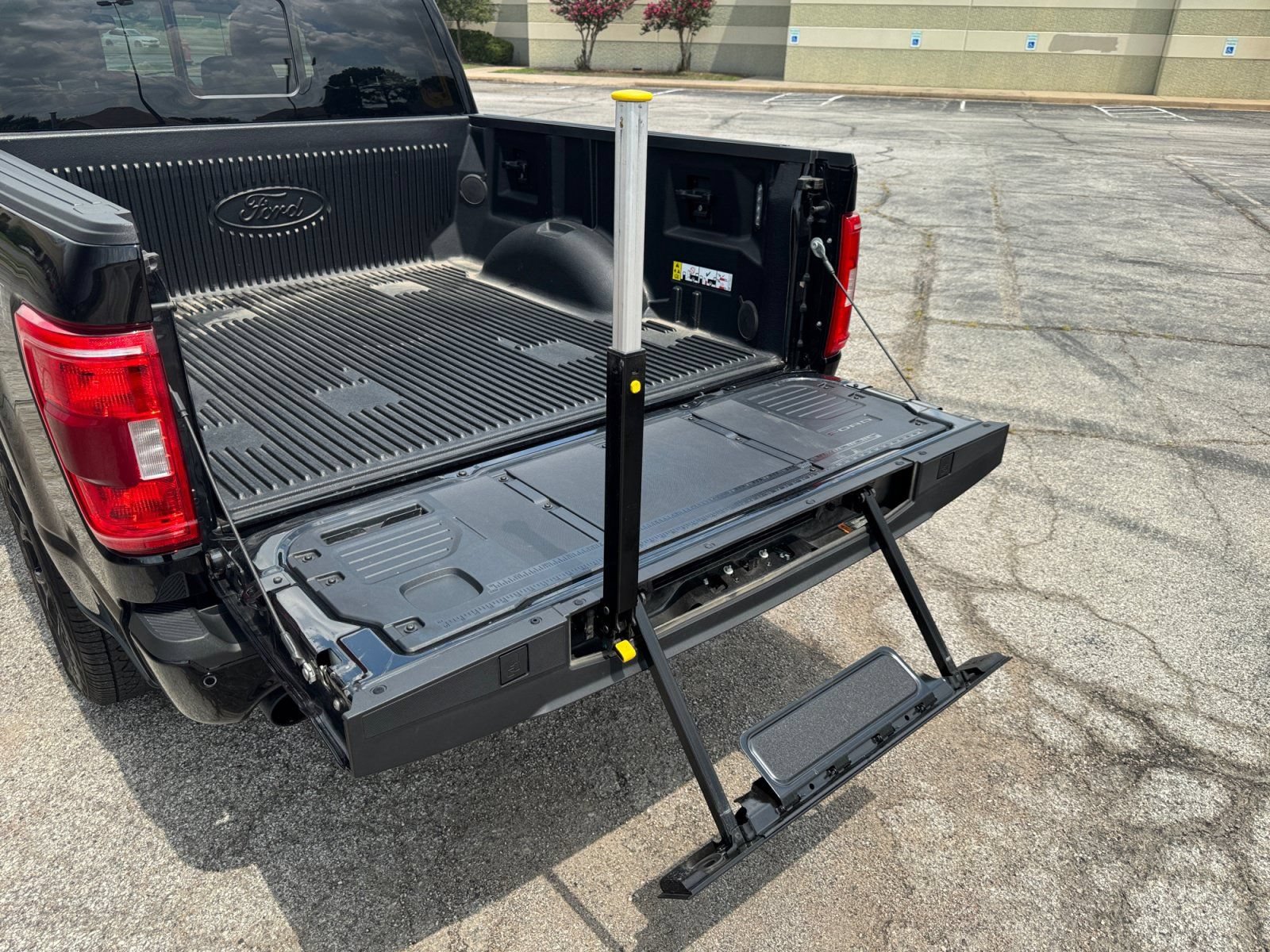 Certified 2023 Ford F150 XLT w/ Equipment Group 302A High AWD/4WD image 17