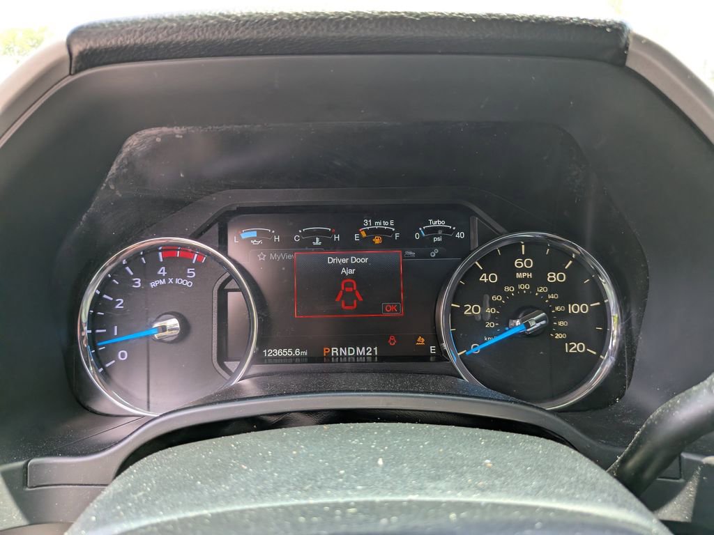 Certified 2018 Ford F250 Lariat w/ Lariat Ultimate Package AWD/4WD image 33