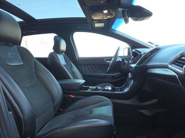 Certified 2019 Ford Edge ST w/ Equipment Group 401A AWD/4WD image 24