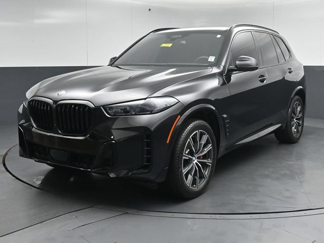 Used 2025 BMW X5 xDrive40i w/ Executive Package AWD/4WD image 3