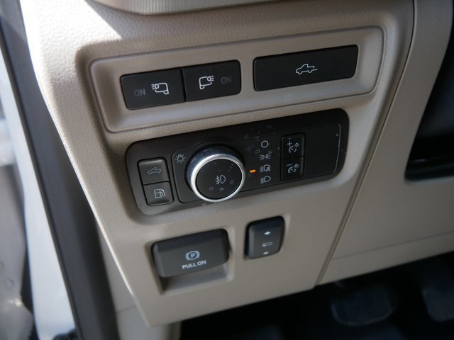 Certified 2024 Ford F150 Platinum w/ Equipment Group 703A Plus AWD/4WD image 17