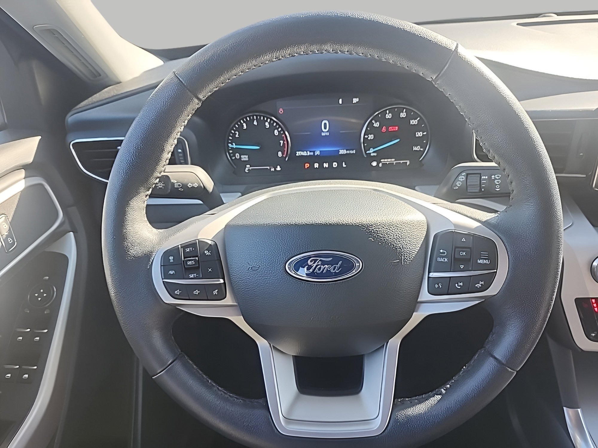 Certified 2023 Ford Explorer XLT w/ Equipment Group 202A AWD/4WD image 20