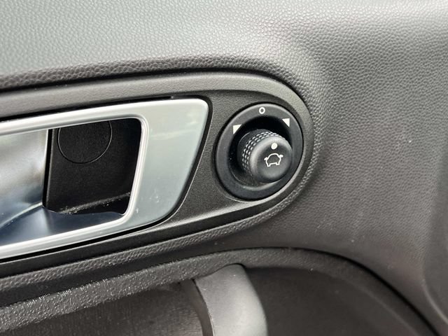 Certified 2018 Ford Fiesta Titanium FWD image 15
