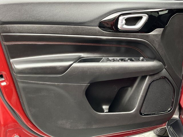 Used 2025 Jeep Compass Trailhawk AWD/4WD image 6
