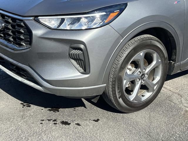 Certified 2024 Ford Escape ST-Line w/ Tech Pack #1 image 9