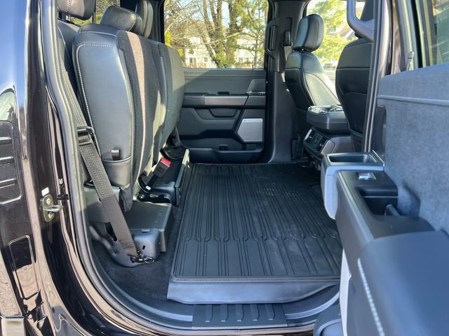 Certified 2025 Ford F150 Lariat w/ Equipment Group 501A Mid image 36