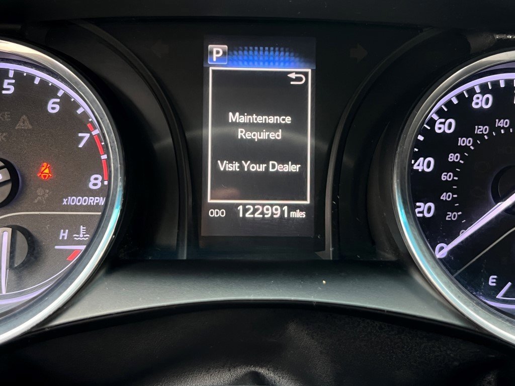 Used 2019 Toyota Camry LE image 22