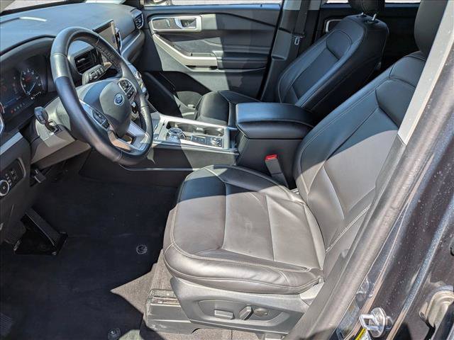 Certified 2022 Ford Explorer XLT w/ Equipment Group 202A AWD/4WD image 21