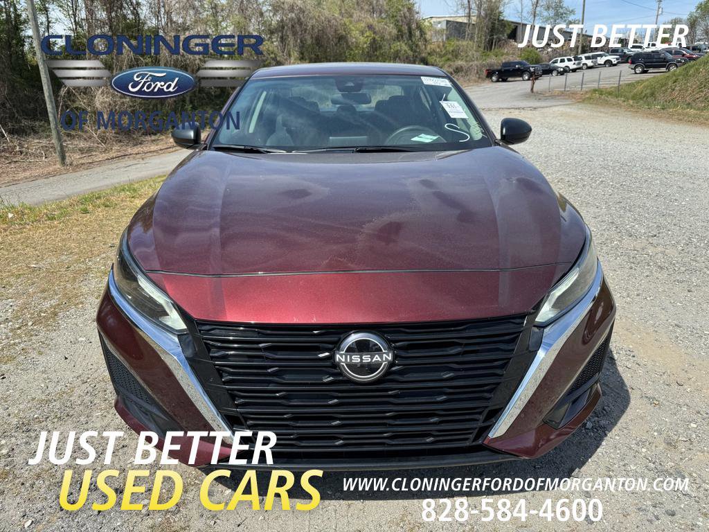 Used 2025 Nissan Altima 2.5 SV FWD image 8