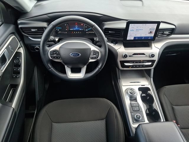 Certified 2023 Ford Explorer XLT AWD/4WD image 11