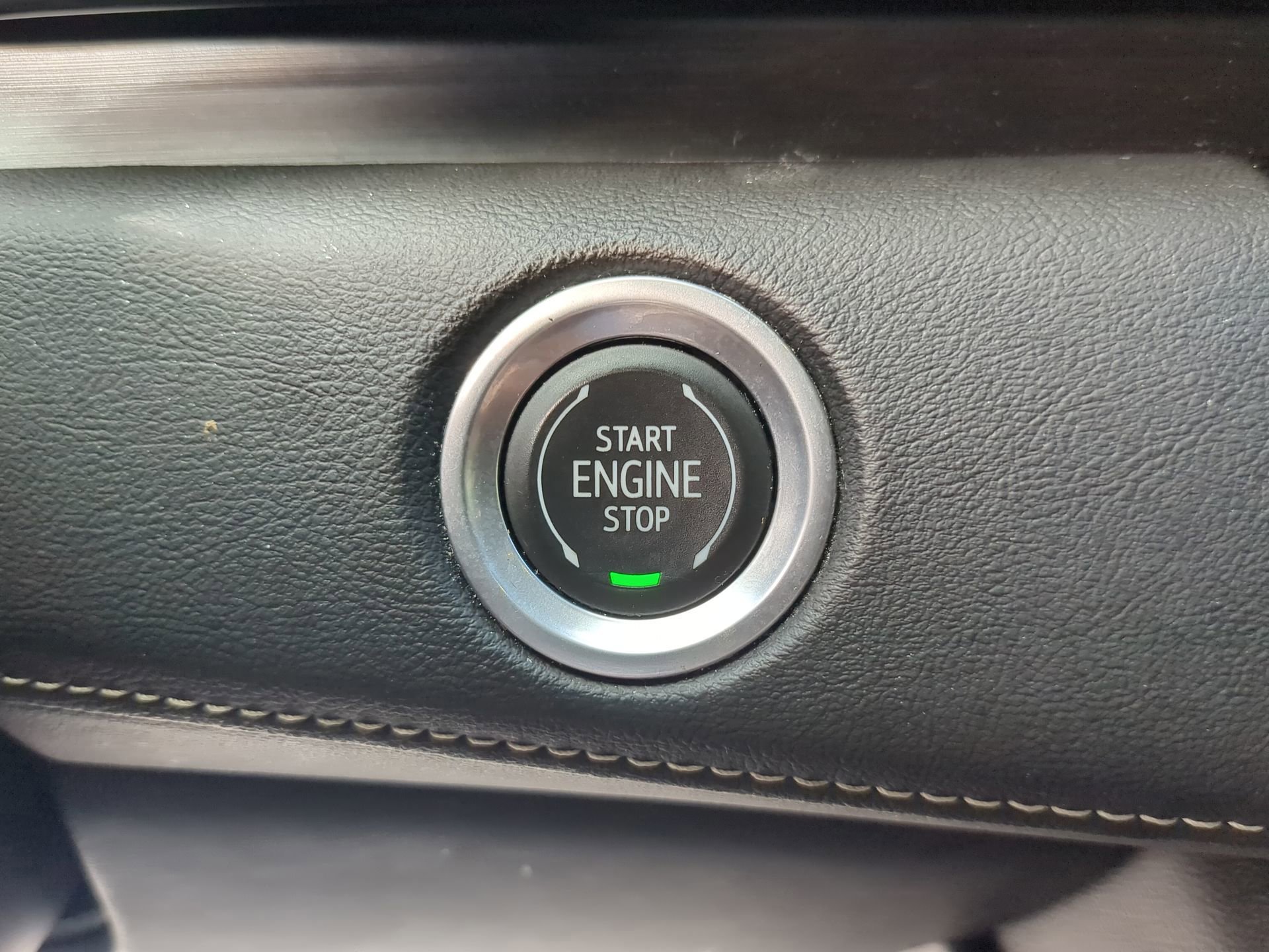 Used 2023 Cadillac Escalade Premium Luxury image 62