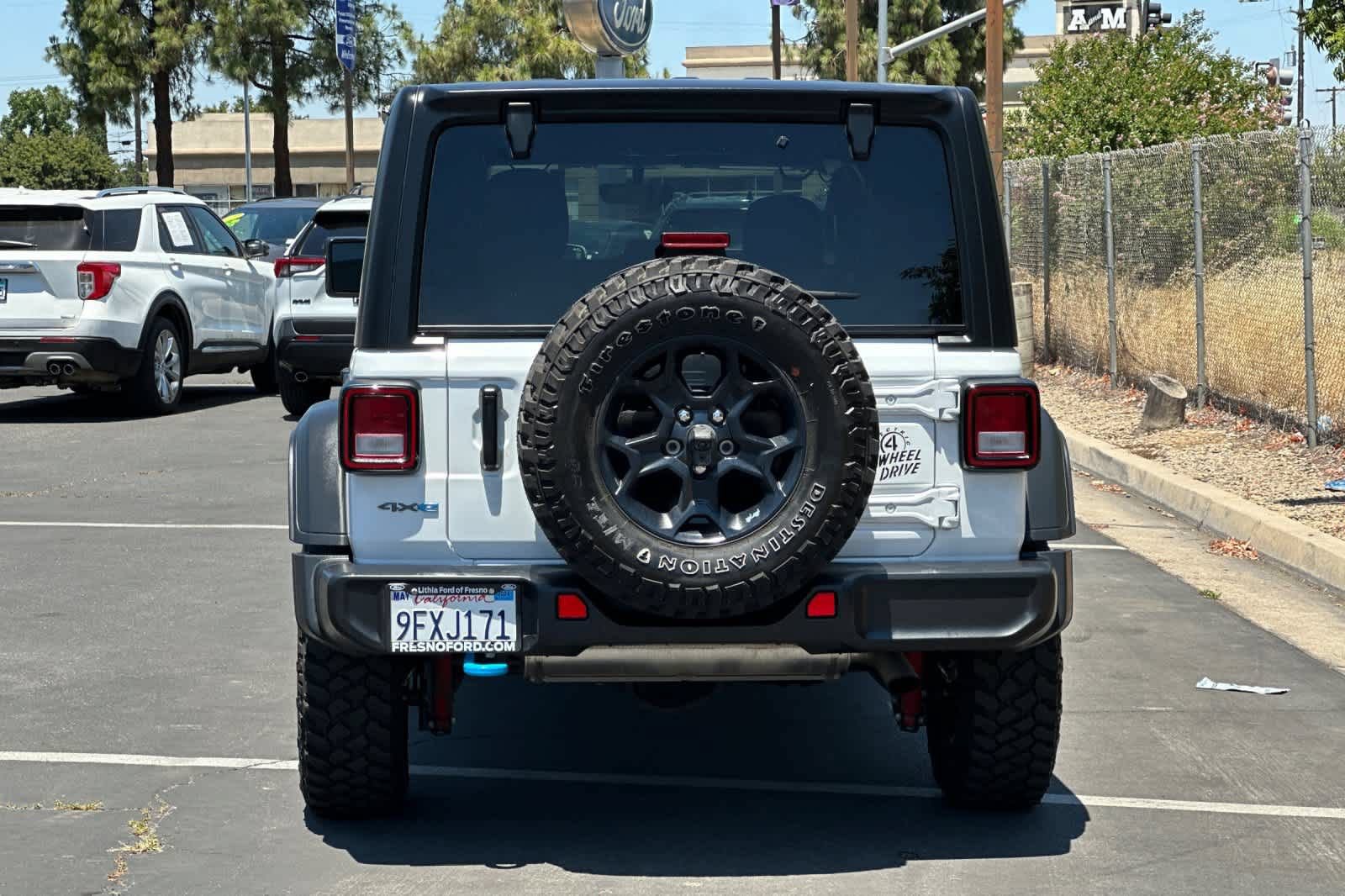Used 2023 Jeep Wrangler Unlimited w/ 8.4" Radio Group AWD/4WD image 7