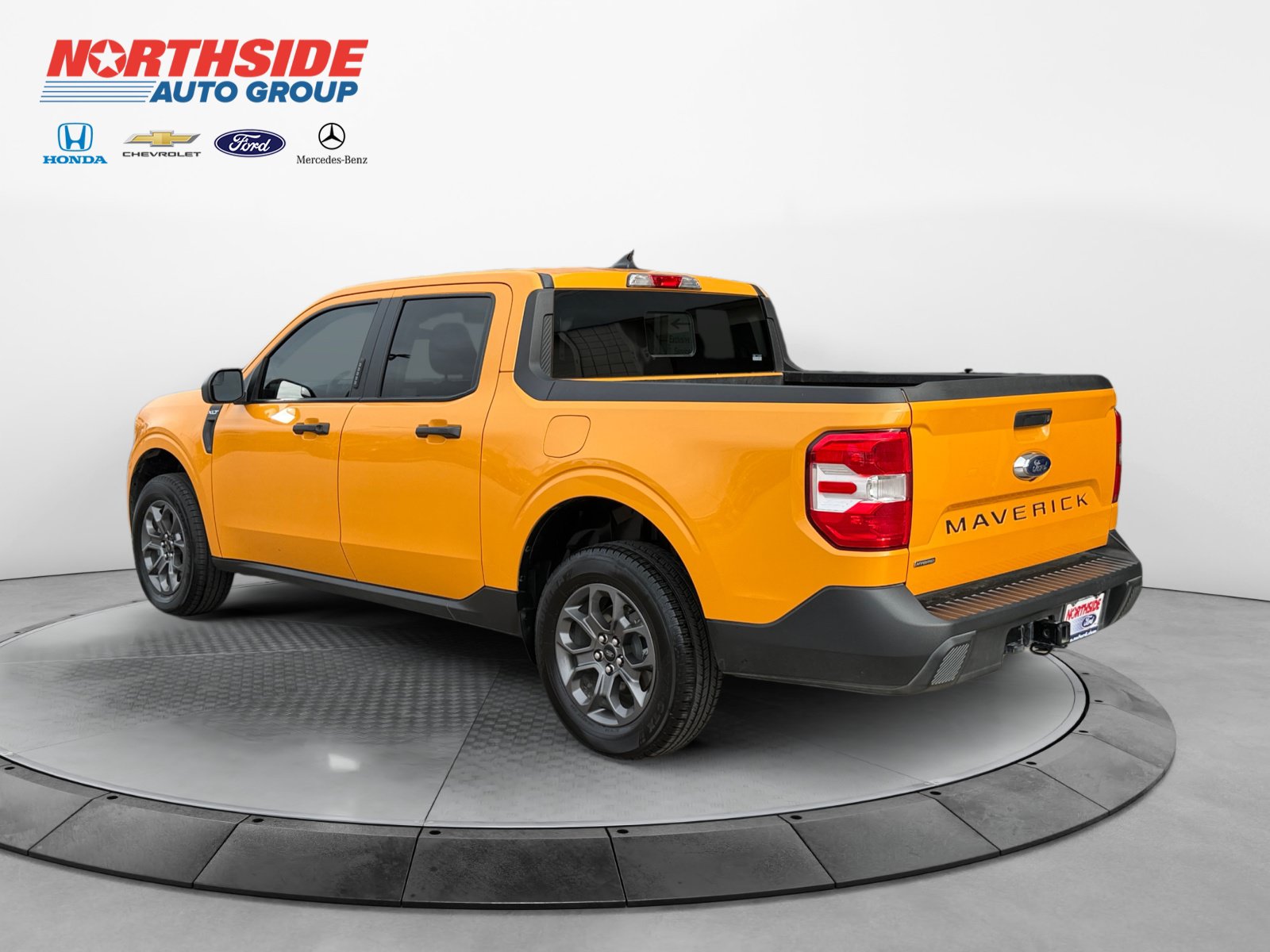 Certified 2022 Ford Maverick XLT FWD image 5