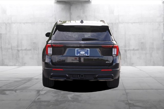 Certified 2025 Ford Explorer ST-Line w/ ST-Line Street Pack AWD/4WD image 6