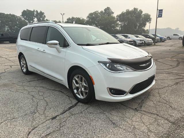 Used 2019 Chrysler Pacifica Limited FWD image 29