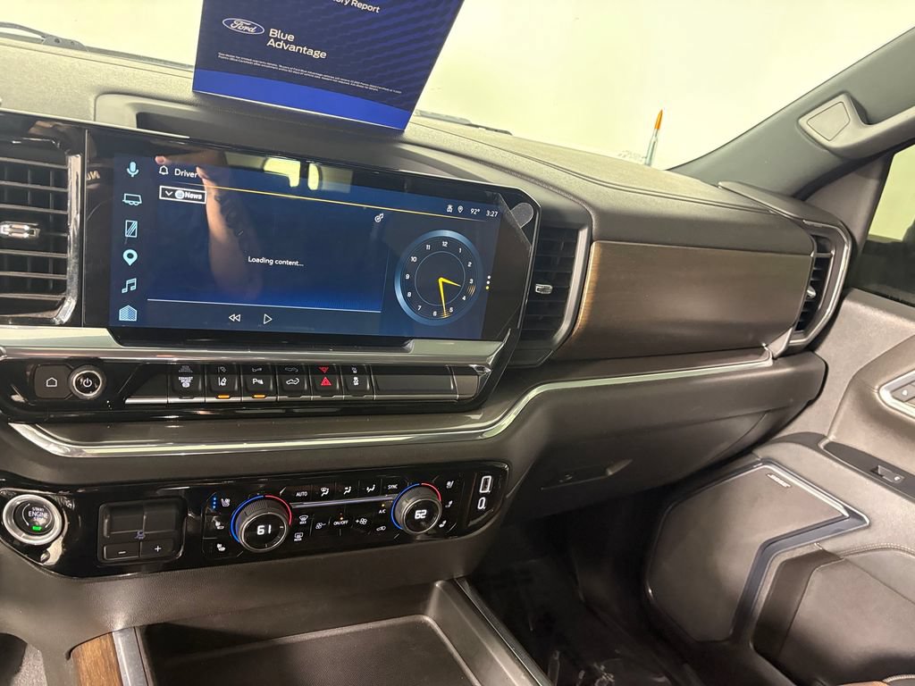Used 2024 Chevrolet Silverado 2500 High Country w/ High Country Premium Package AWD/4WD image 18