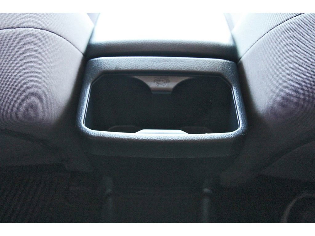 Used 2018 Toyota Tacoma SR5 RWD image 15