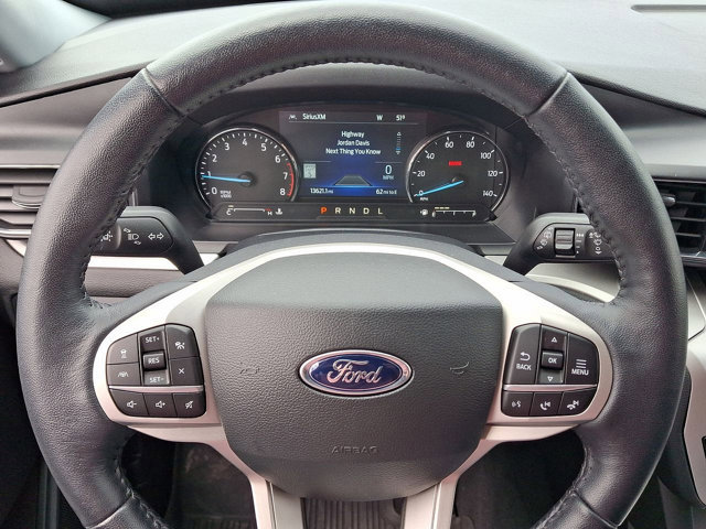 Certified 2022 Ford Explorer XLT w/ Equipment Group 202A image 16