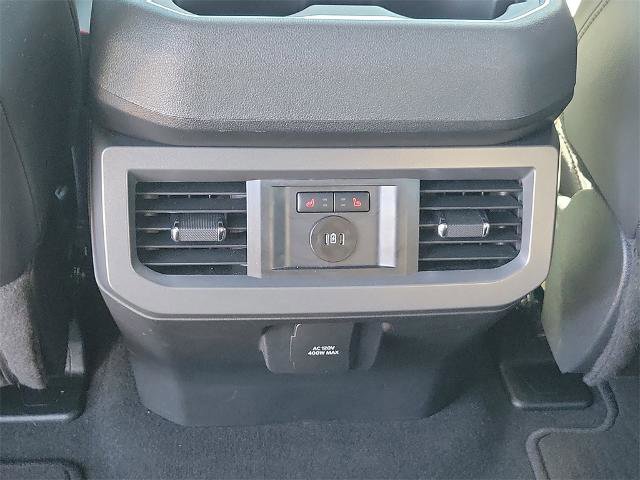 Certified 2025 Ford F250 Lariat w/ Black Appearance Package image 16
