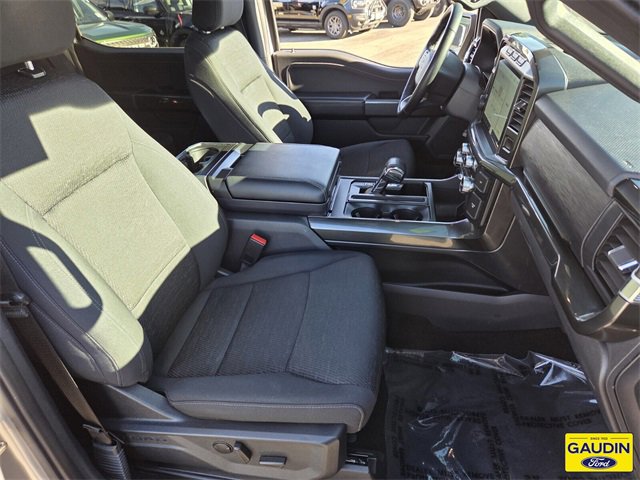 Certified 2022 Ford F150 XLT w/ Equipment Group 302A High image 16