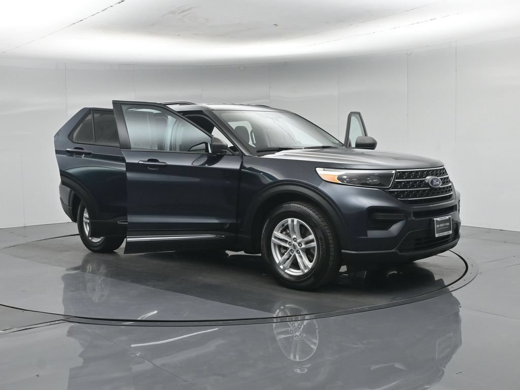 Certified 2023 Ford Explorer XLT RWD image 38