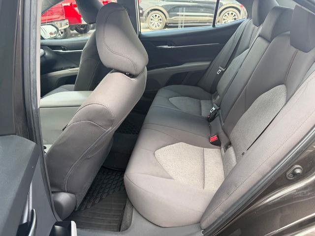 Used 2020 Toyota Camry LE FWD image 12