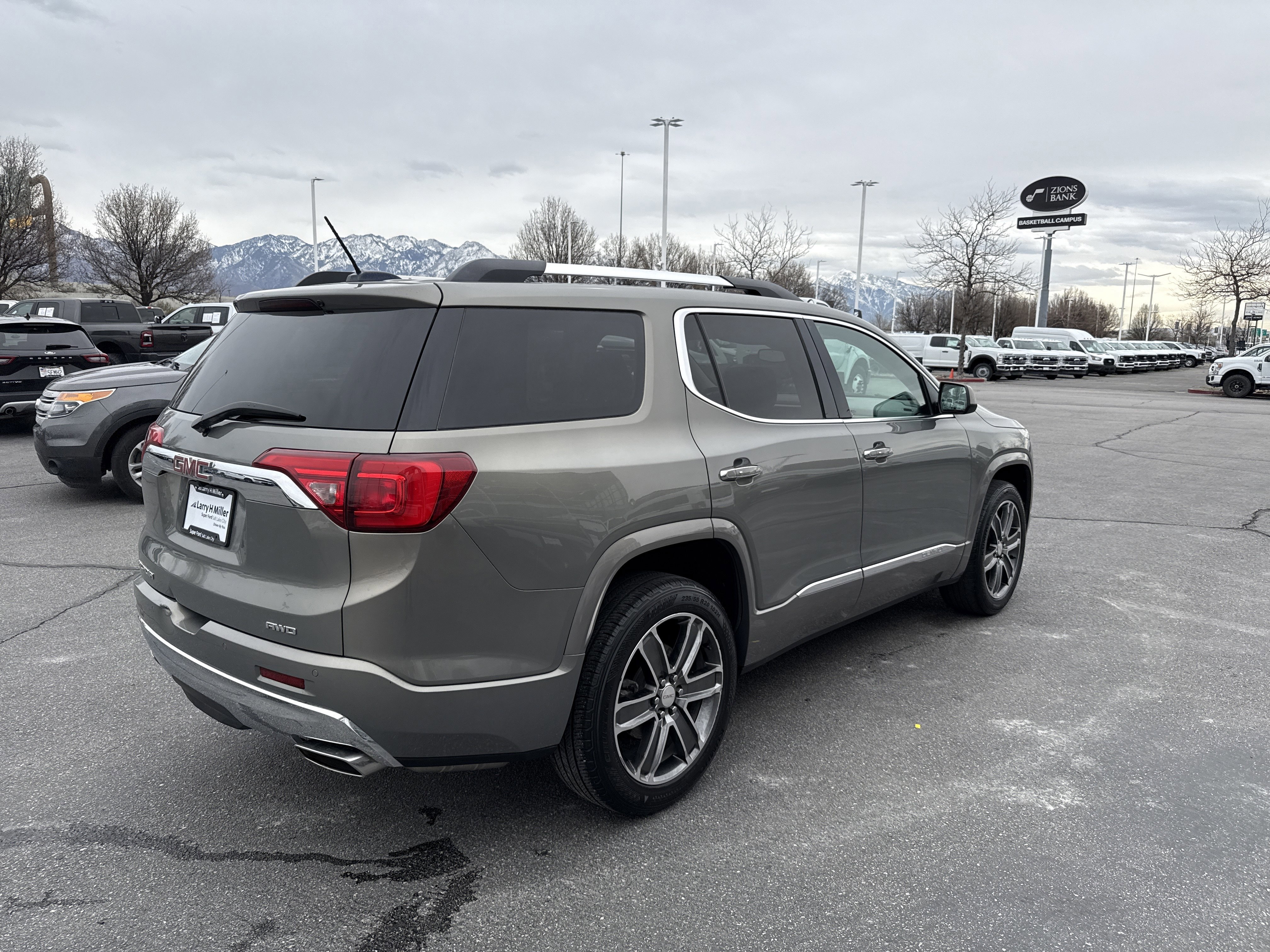 Used 2019 GMC Acadia Denali w/ Technology Package image 5