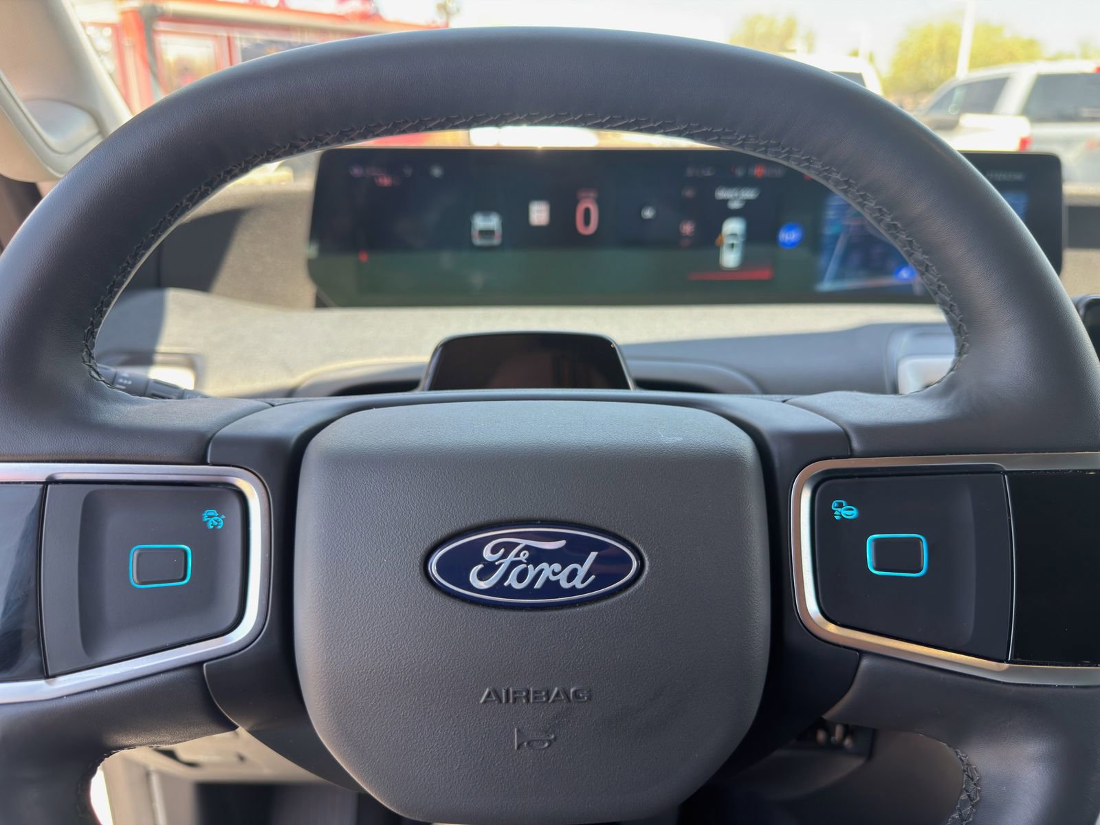 Certified 2025 Ford Expedition Active AWD/4WD image 23