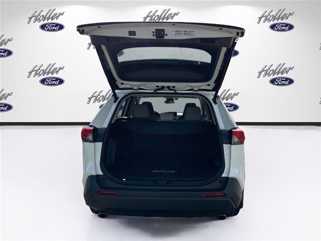 Used 2025 Toyota RAV4 XLE Premium w/ Weather Package FWD image 28