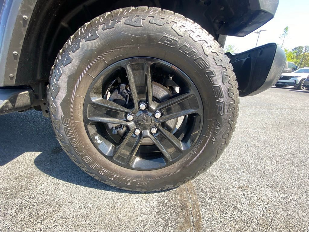 Used 2023 Jeep Wrangler Sahara AWD/4WD image 31