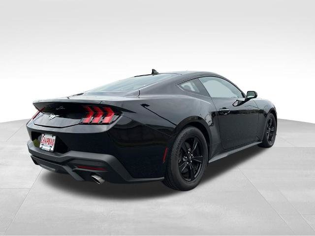 Certified 2024 Ford Mustang Coupe RWD image 5