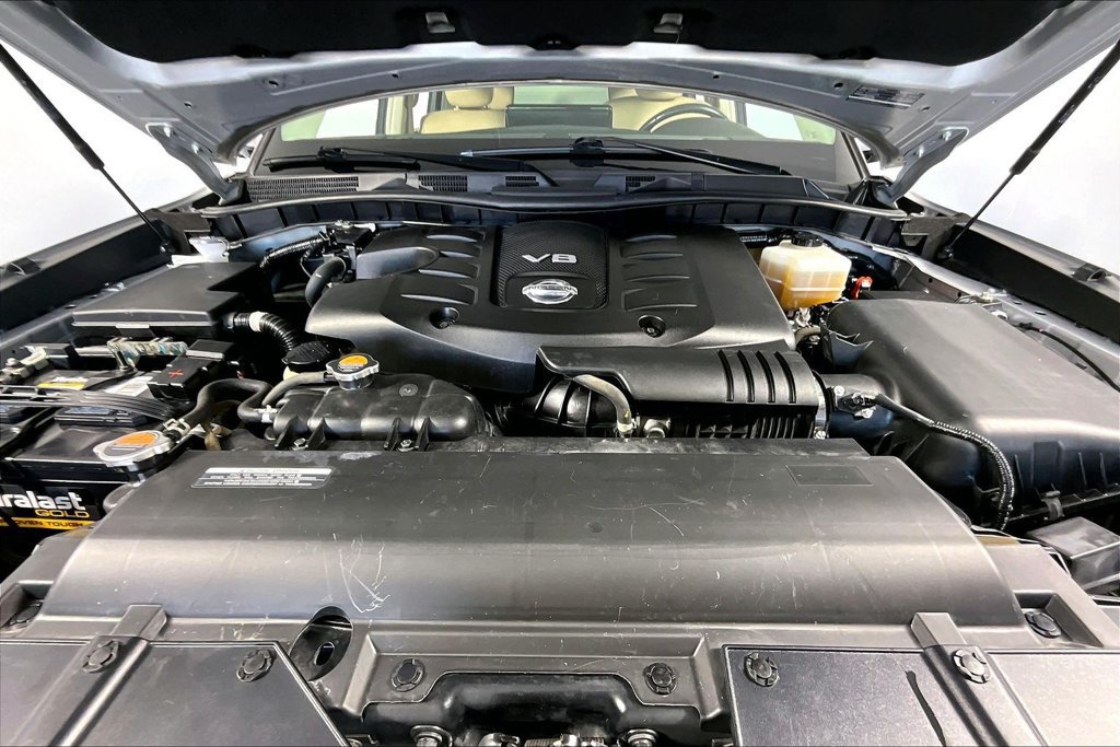 Used 2021 Nissan Armada SL w/ Captain's Chairs Package RWD image 9