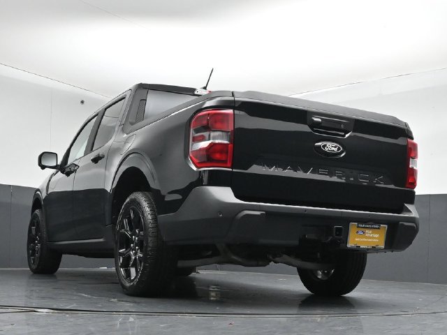 Certified 2025 Ford Maverick Lariat w/ Black Appearance Package AWD/4WD image 43